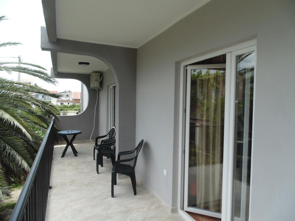 Apartments Macaso Bar Exterior foto