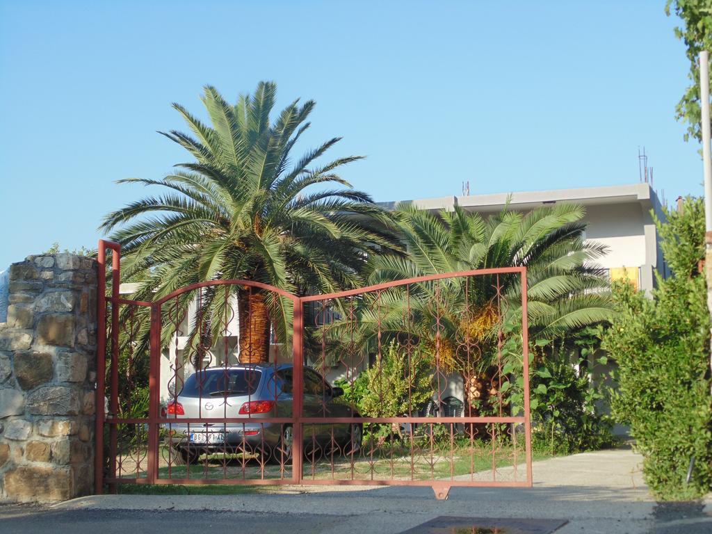 Apartments Macaso Bar Exterior foto